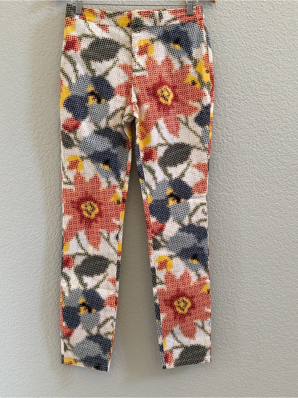 Kate Spade NWOT Saturday Floral Pixel Print Slim Stretch Twill Chinos Size 2 - Picture 3 of 9